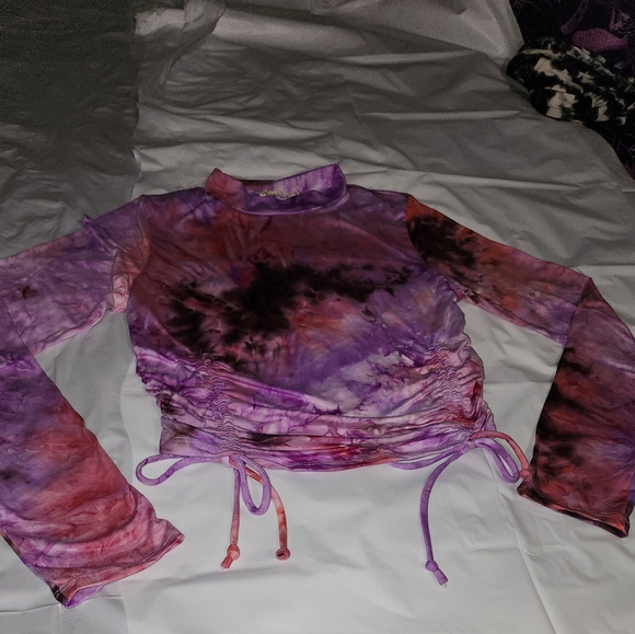 NWT Dolls Kill Pink Marbled Tye Dye Long Sleeve Crop Top - Picture 10 of 10